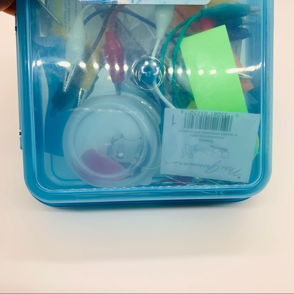 NWT Rogue Making Blue Box for the young maker in your life! - Picture 3 of 4